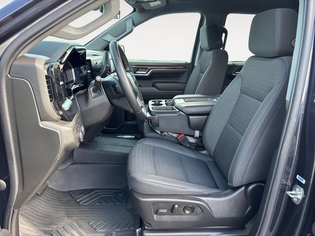 2023 Chevrolet Silverado 1500 LT LT1