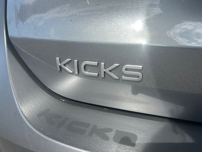 2025 Nissan Kicks S