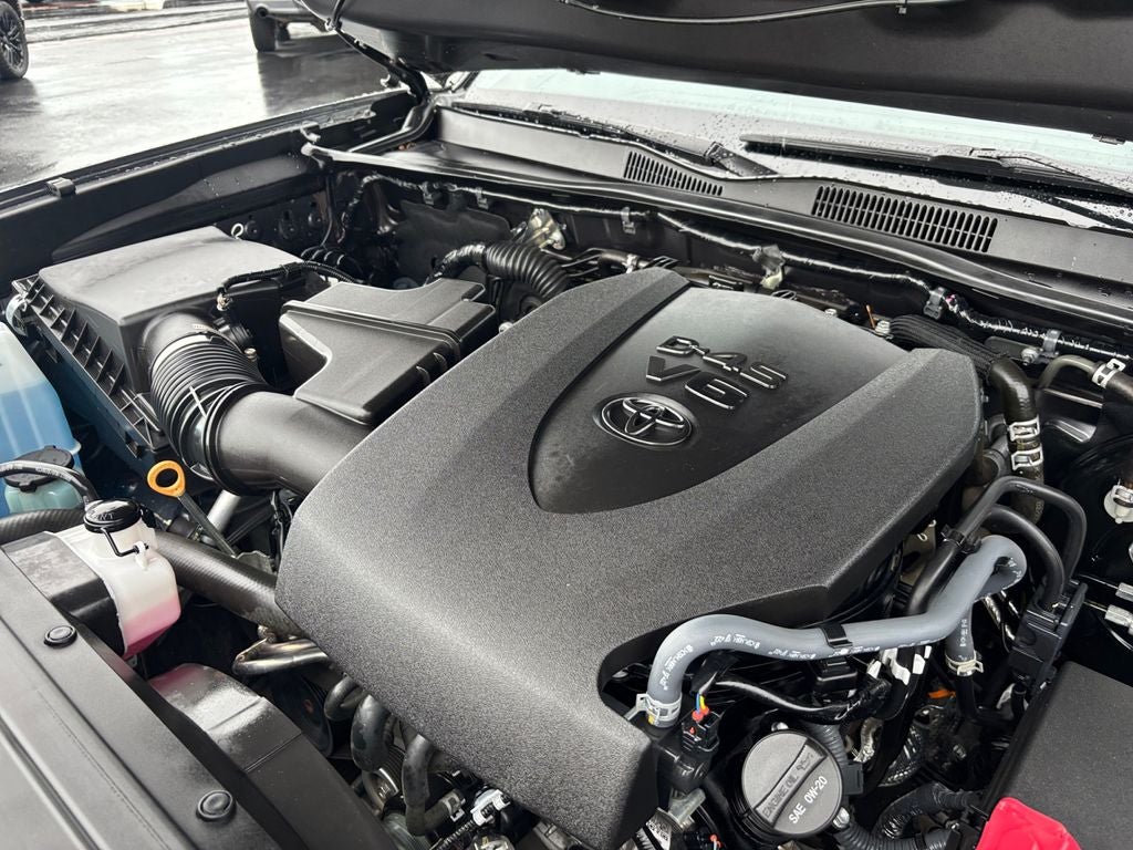 2022 Toyota Tacoma SR V6