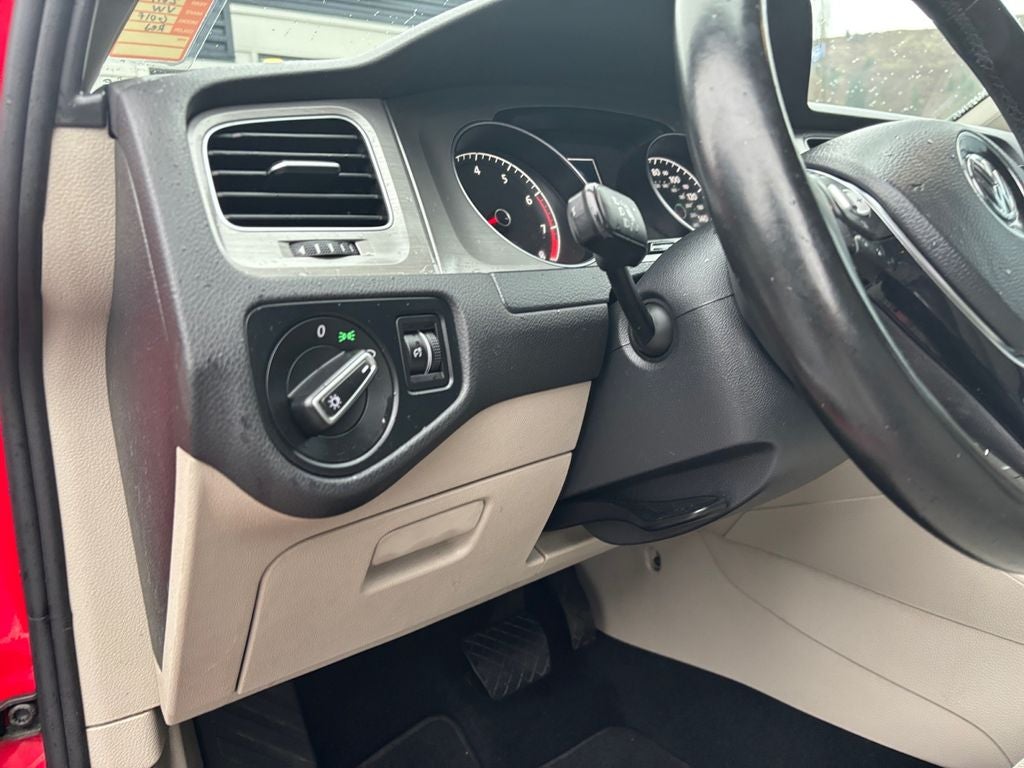 2017 Volkswagen Golf TSI S 4-Door