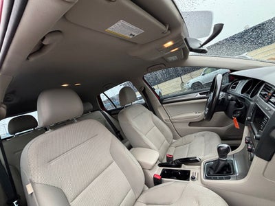 2017 Volkswagen Golf TSI S 4-Door