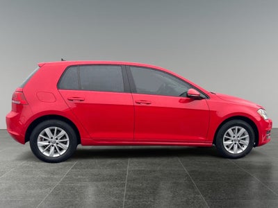 2017 Volkswagen Golf TSI S 4-Door