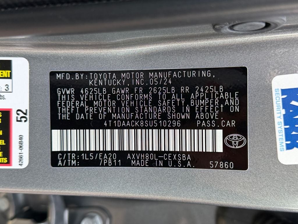 2025 Toyota Camry SE