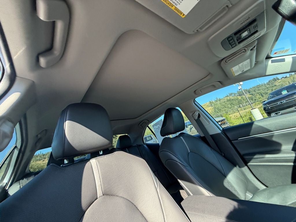 2022 Toyota Camry XSE V6