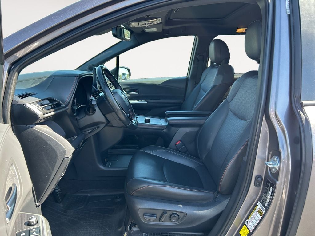 2021 Toyota Sienna XSE 7 Passenger