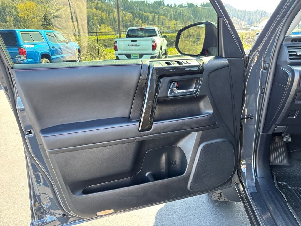 2024 Toyota 4Runner TRD Off-Road