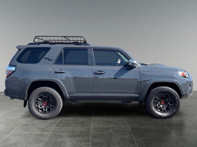 2024 Toyota 4Runner TRD Off-Road
