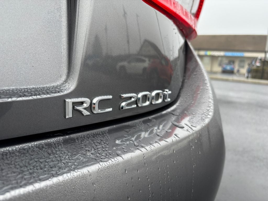 2017 Lexus RC 200t