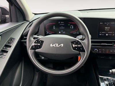 2025 Kia Niro LX