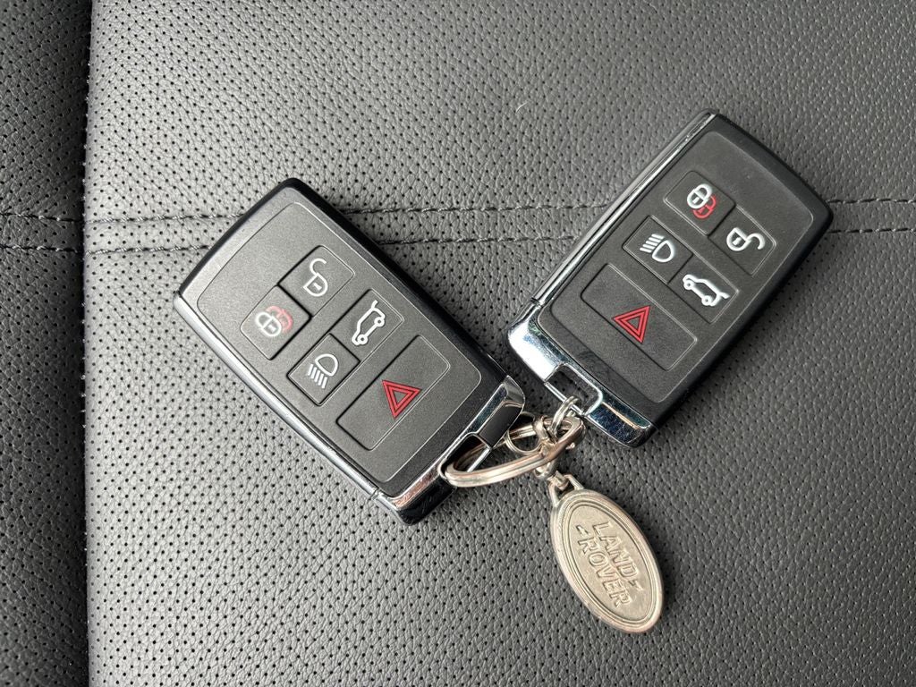 2024 Land Rover Range Rover Velar Dynamic SE